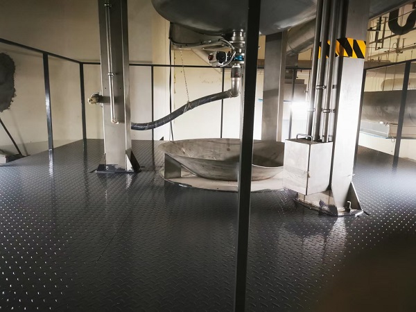 激光切割现场施工